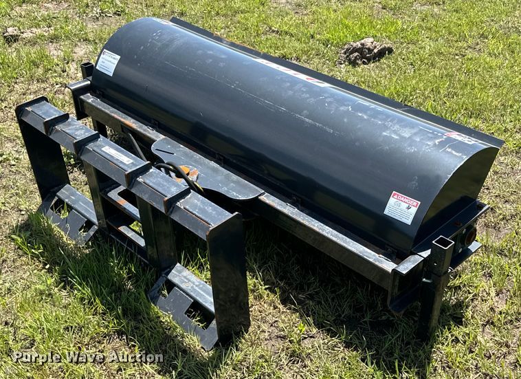 image for item DX0492 JCT skid steer broom