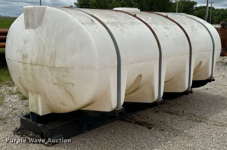 image for item DX0548 Poly tank