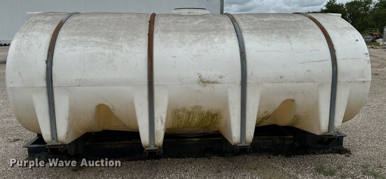 image for item DX0548 Poly tank