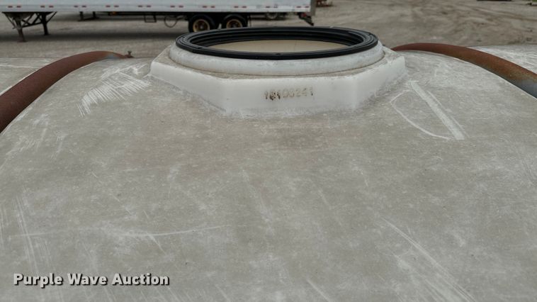 image for item DX0548 Poly tank