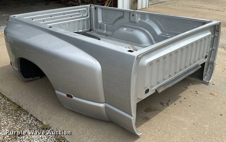 image for item DX0556 Dodge Ram Laramie pickup bed