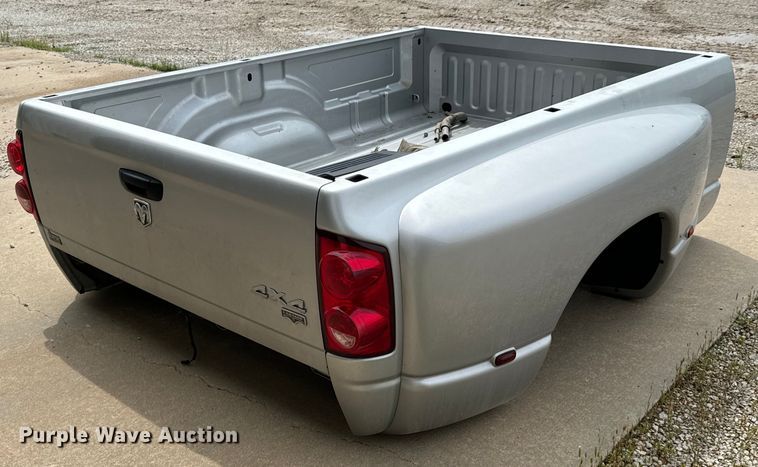 image for item DX0556 Dodge Ram Laramie pickup bed