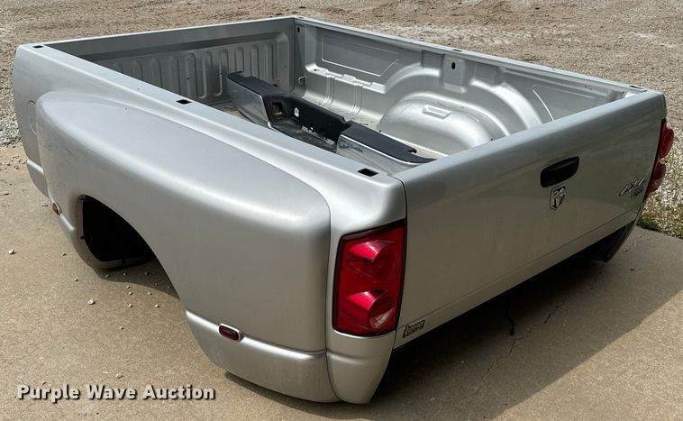 image for item DX0556 Dodge Ram Laramie pickup bed