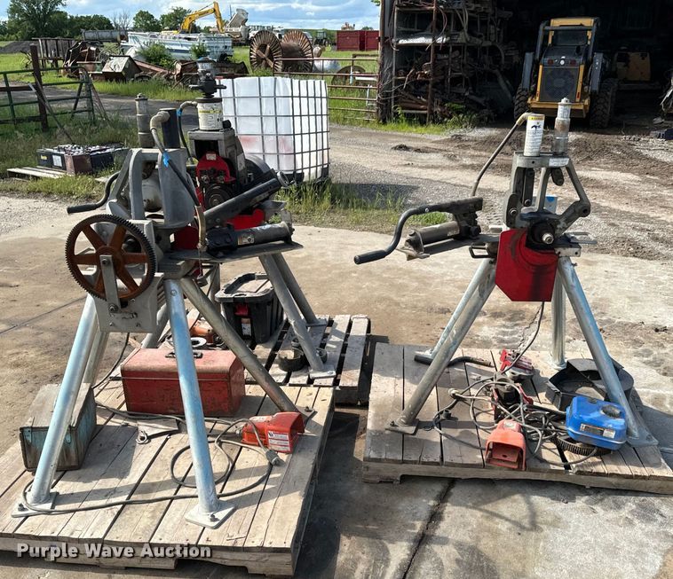 image for item DX0563 Victaulic AGS (3) pipe roll groovers