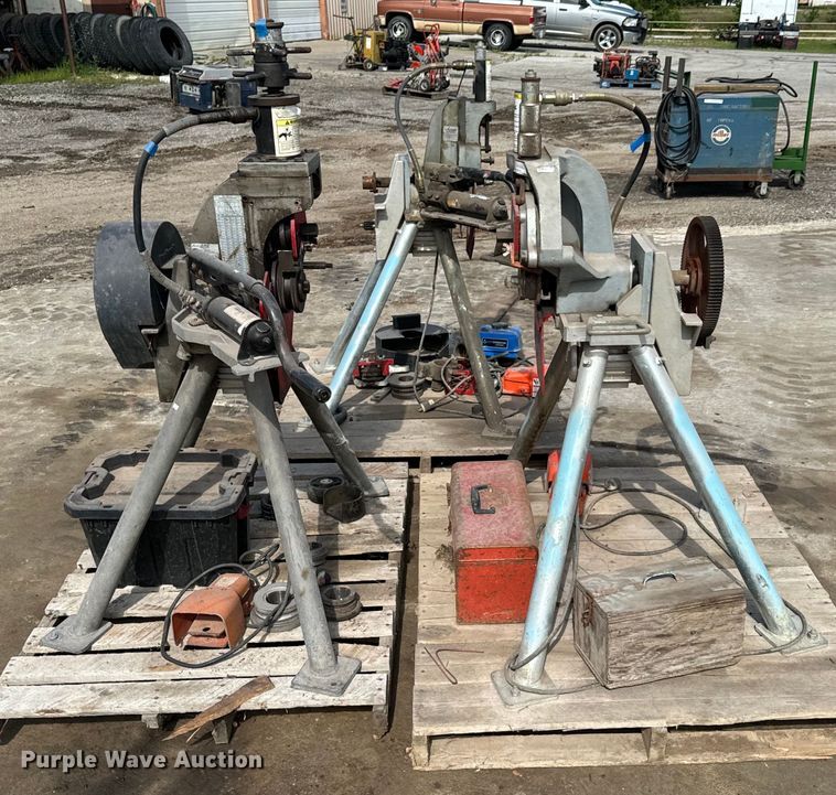 image for item DX0563 Victaulic AGS (3) pipe roll groovers