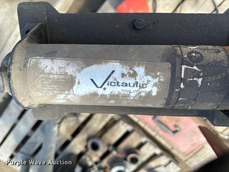 image for item DX0563 Victaulic AGS (3) pipe roll groovers