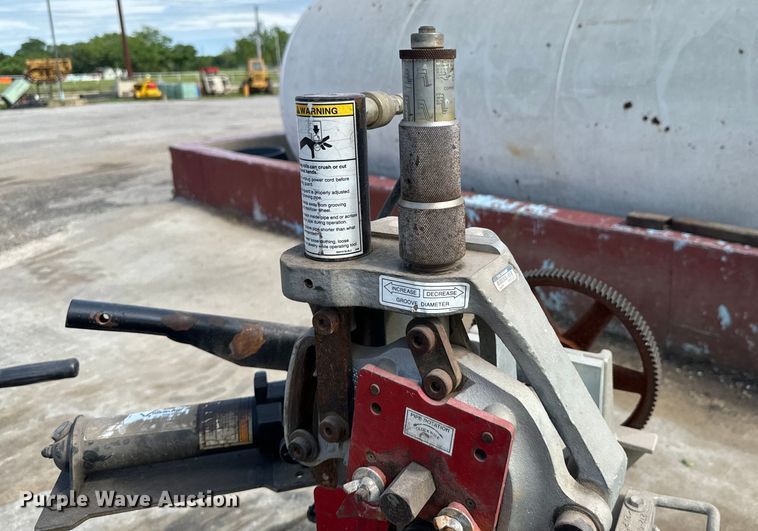 image for item DX0563 Victaulic AGS (3) pipe roll groovers