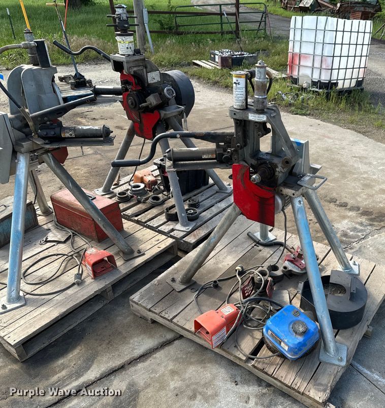 image for item DX0563 Victaulic AGS (3) pipe roll groovers