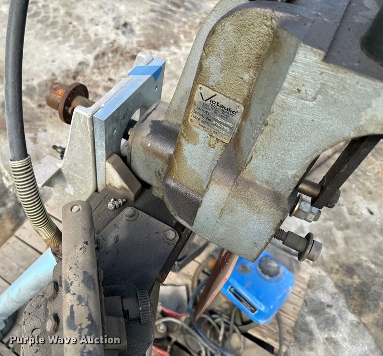 image for item DX0563 Victaulic AGS (3) pipe roll groovers