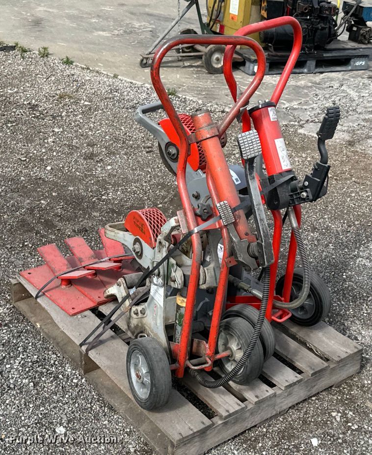 image for item DX0567 (2) Ridgid pipe cutters