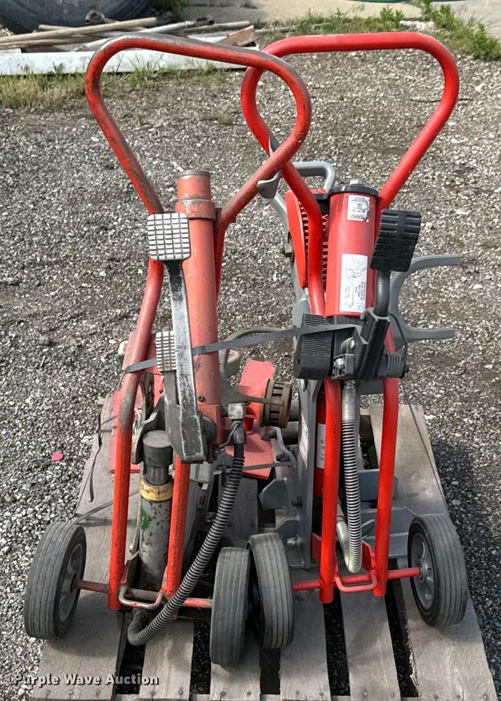 image for item DX0567 (2) Ridgid pipe cutters