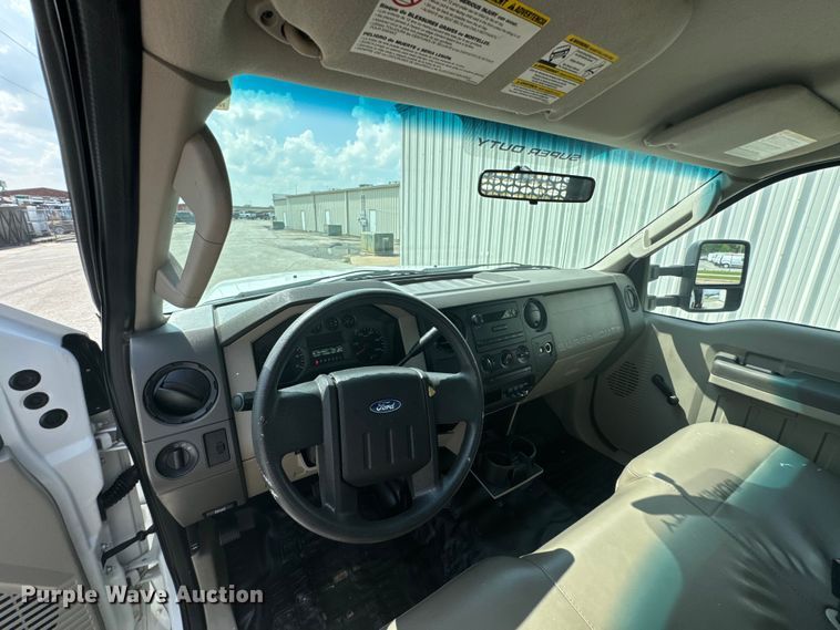 image for item DX0575 2008 Ford F450 Super Duty XL flatbed truck