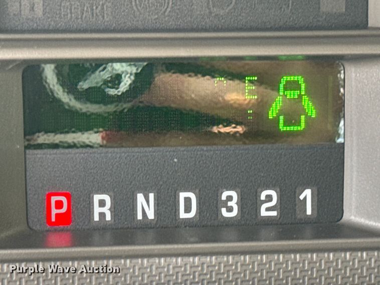 image for item DX0575 2008 Ford F450 Super Duty XL flatbed truck