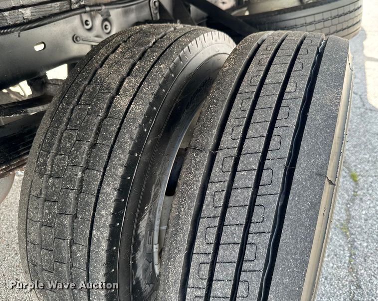 image for item DX0575 2008 Ford F450 Super Duty XL flatbed truck