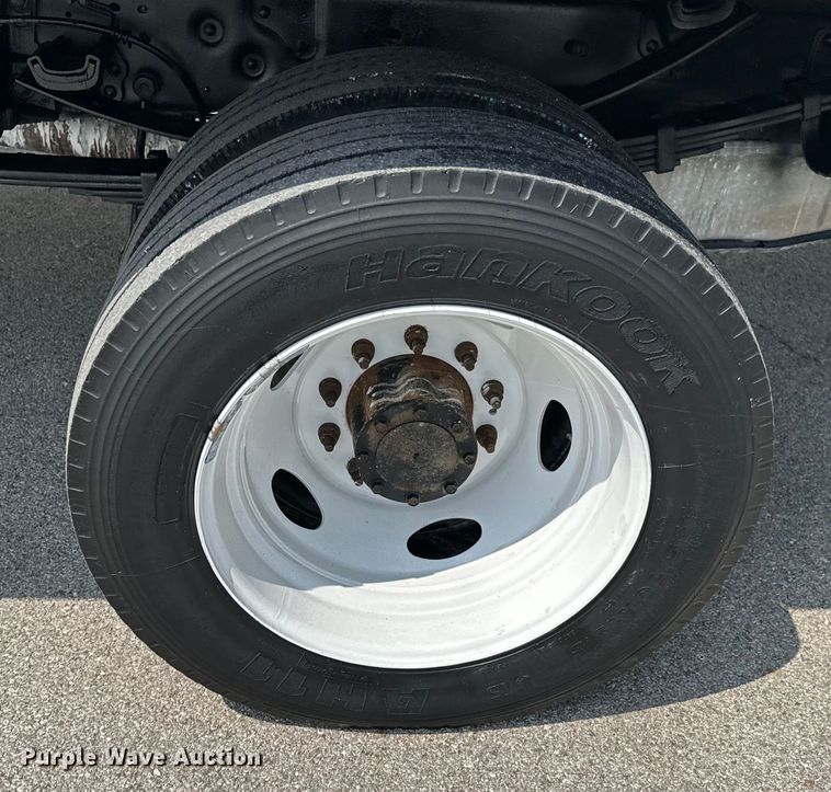 image for item DX0575 2008 Ford F450 Super Duty XL flatbed truck