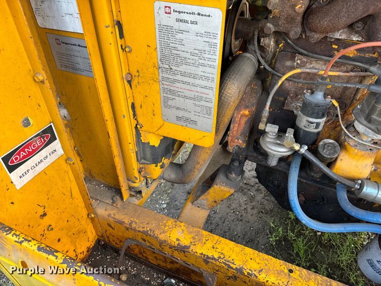 image for item DX0580 Ingersoll Rand Gyro-Flo 160 air compressor
