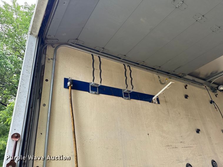 image for item DX0602 1994 Chevrolet 30 box truck