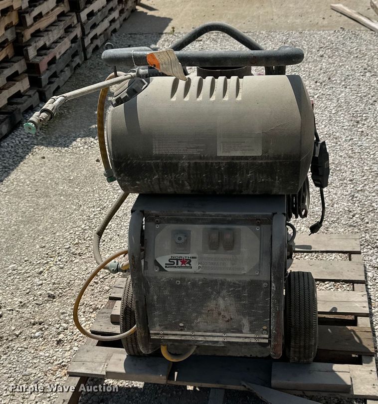 image for item DX0622 North Star  Professional pressure washer