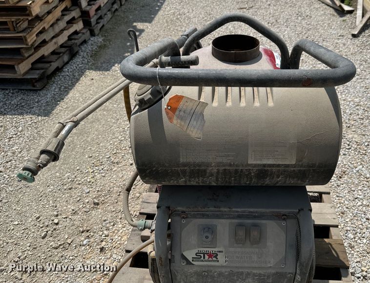 image for item DX0622 North Star  Professional pressure washer