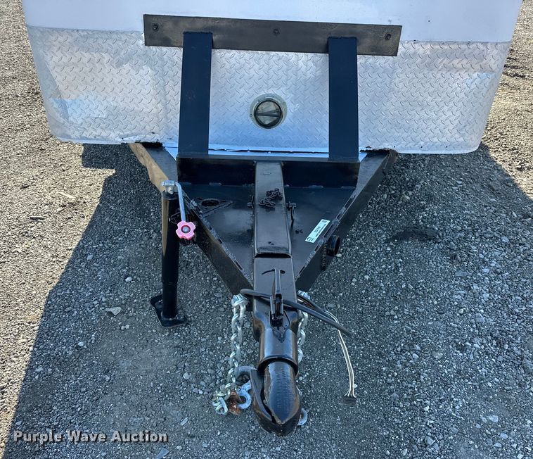 image for item EG1546 2003 W-W  enclosed cargo trailer