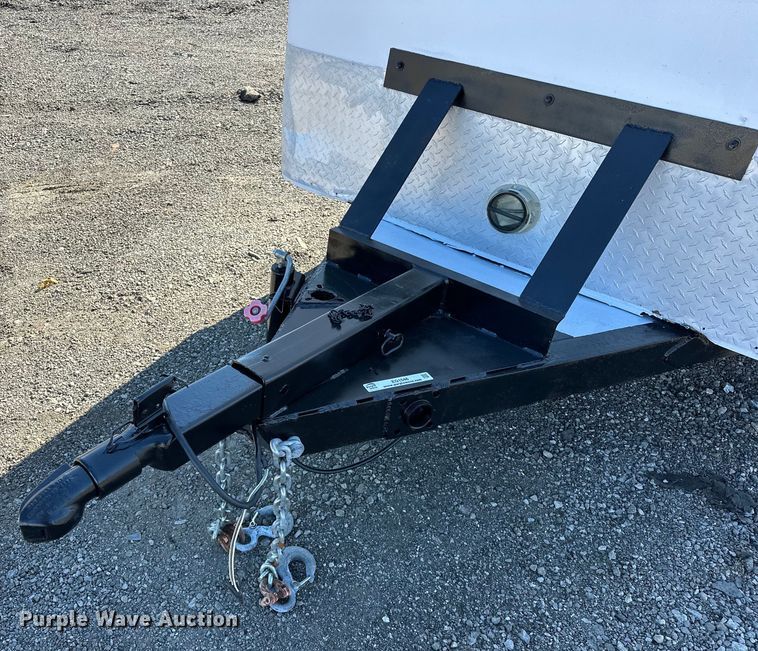 image for item EG1546 2003 W-W  enclosed cargo trailer