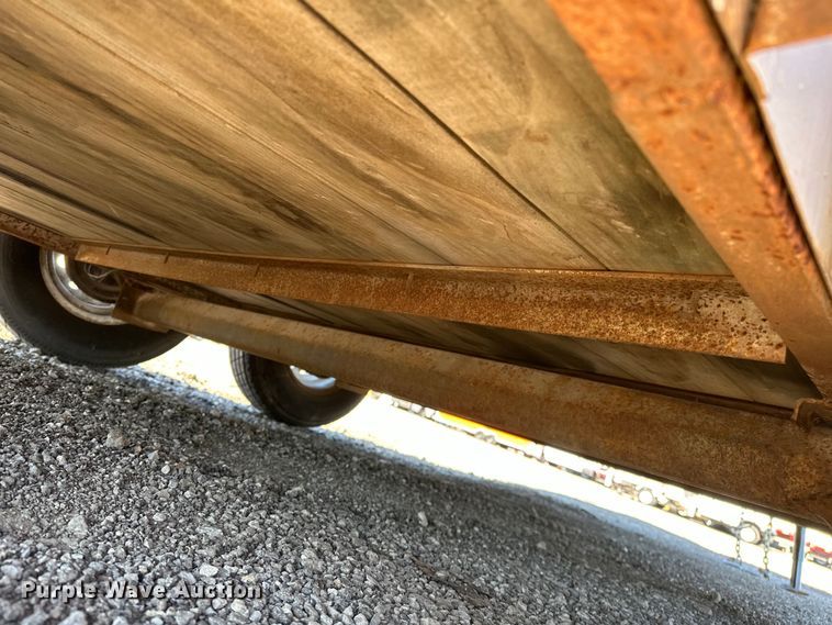 image for item EG1546 2003 W-W  enclosed cargo trailer