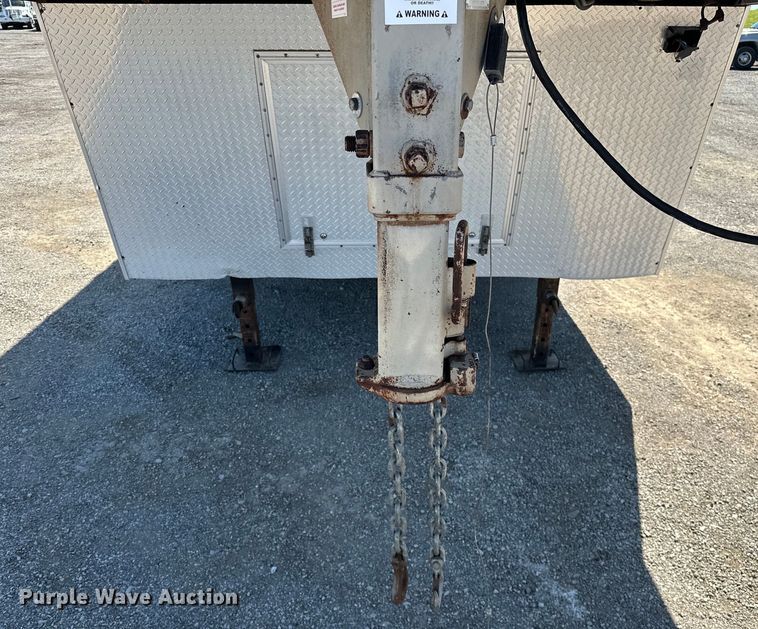 image for item EG1552 2005 Pace American  Shadow GT  enclosed cargo trailer