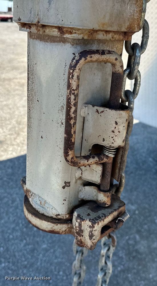 image for item EG1552 2005 Pace American  Shadow GT  enclosed cargo trailer