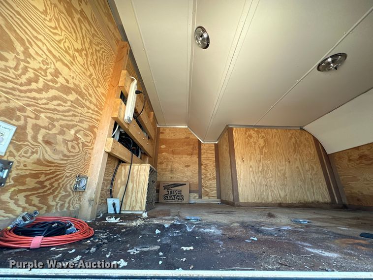 image for item EG1552 2005 Pace American  Shadow GT  enclosed cargo trailer