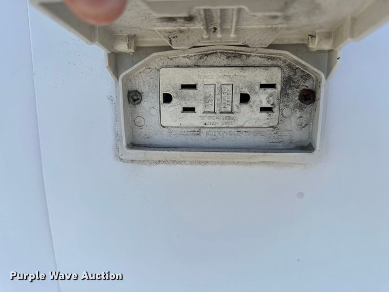 image for item EG1552 2005 Pace American  Shadow GT  enclosed cargo trailer