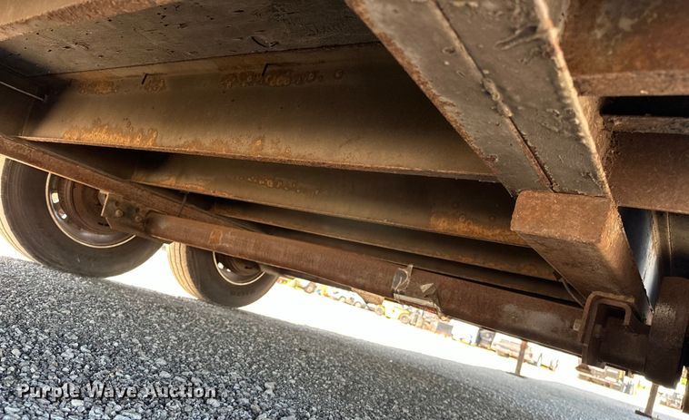 image for item EG1552 2005 Pace American  Shadow GT  enclosed cargo trailer