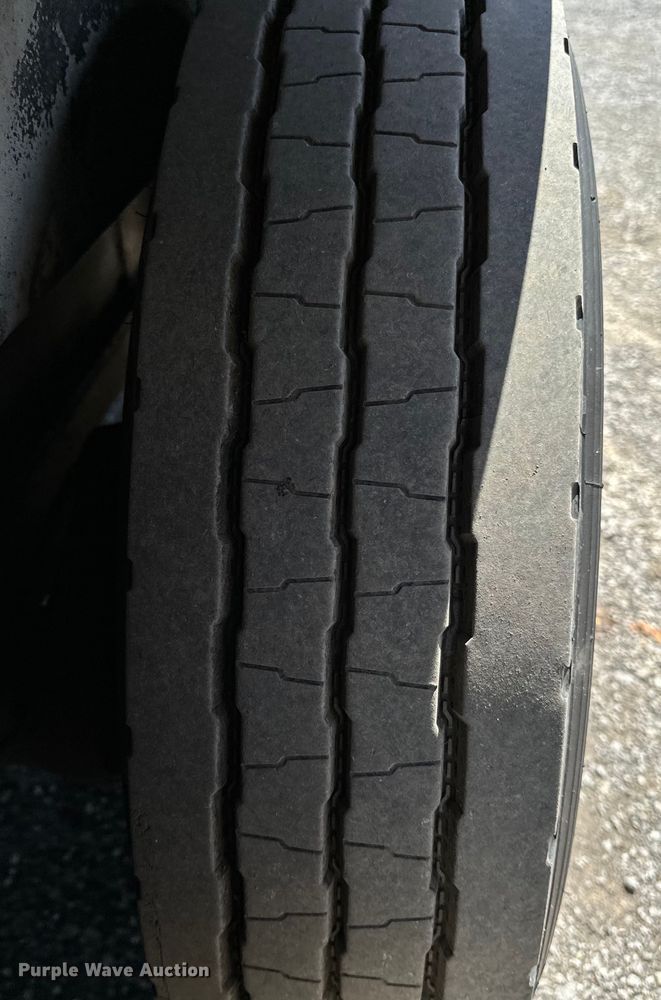 image for item EG1552 2005 Pace American  Shadow GT  enclosed cargo trailer