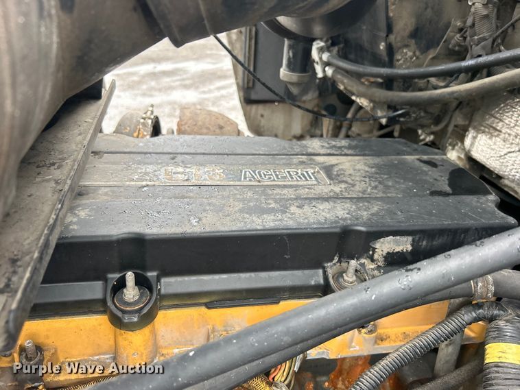 image for item EG1578 2006 Kenworth T800 fuel truck