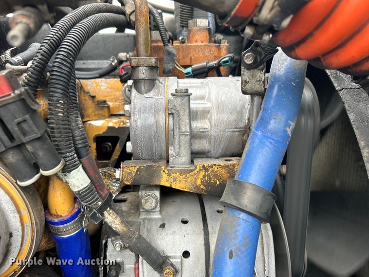 image for item EG1578 2006 Kenworth T800 fuel truck