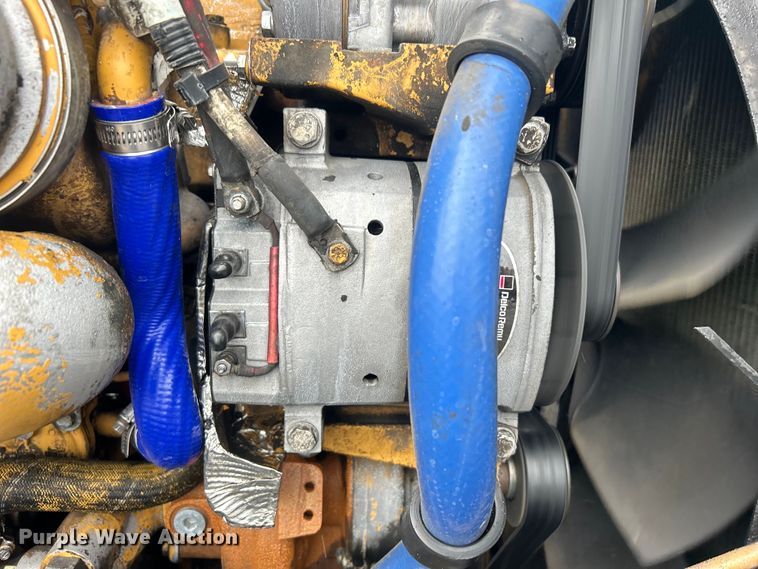 image for item EG1578 2006 Kenworth T800 fuel truck