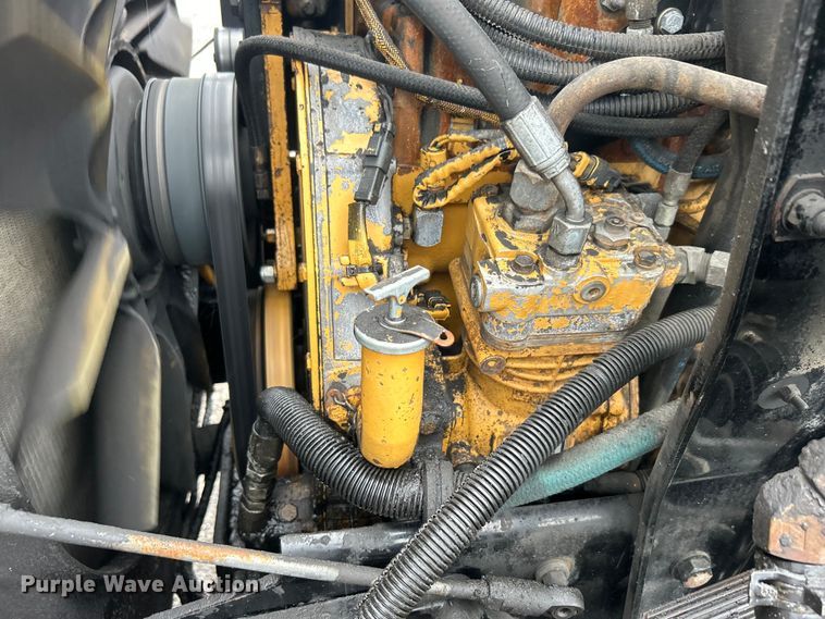 image for item EG1578 2006 Kenworth T800 fuel truck