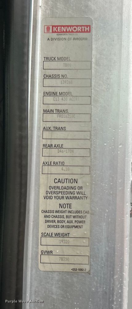 image for item EG1578 2006 Kenworth T800 fuel truck