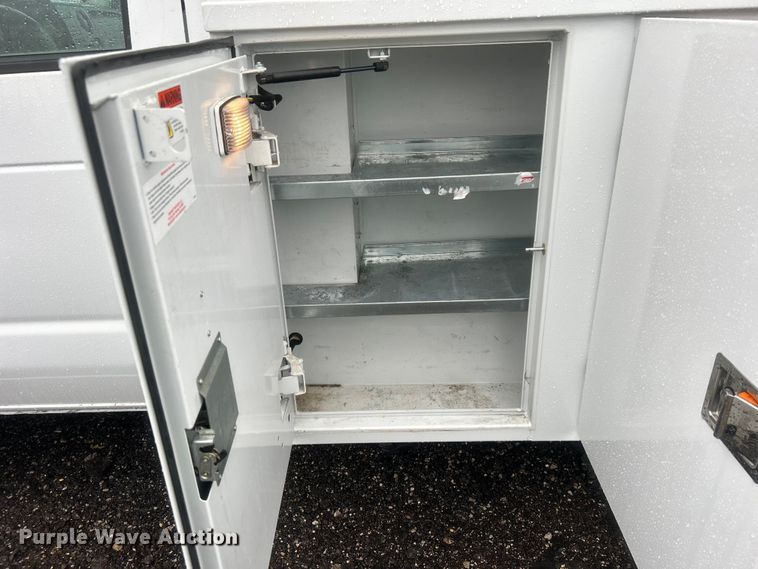 image for item EG1580 2016 Ford E350 Super Duty utility van