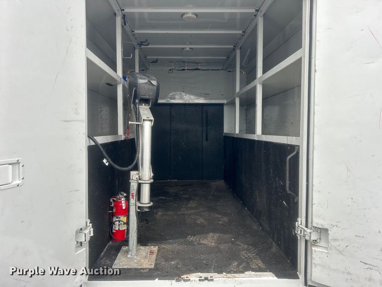 image for item EG1580 2016 Ford E350 Super Duty utility van