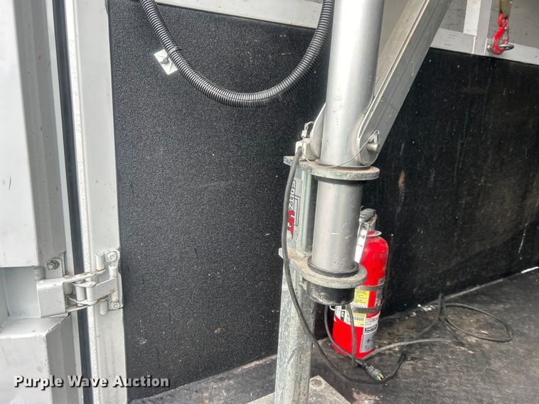 image for item EG1580 2016 Ford E350 Super Duty utility van