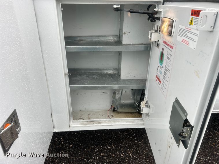 image for item EG1580 2016 Ford E350 Super Duty utility van