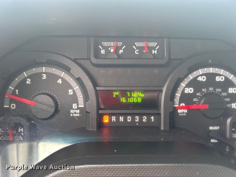 image for item EG1580 2016 Ford E350 Super Duty utility van