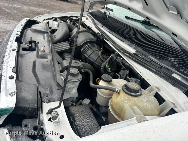 image for item EG1580 2016 Ford E350 Super Duty utility van