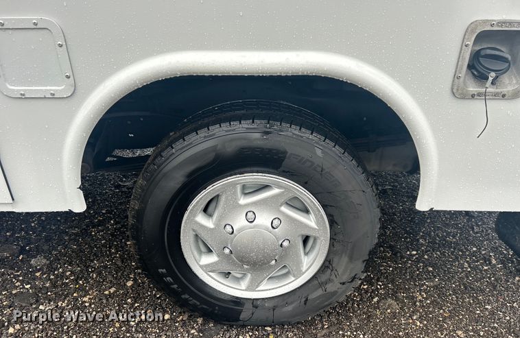 image for item EG1580 2016 Ford E350 Super Duty utility van