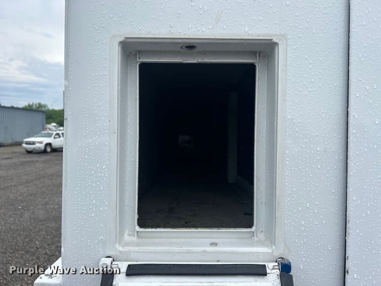 image for item EG1581 2016 Ford E350 Super Duty utility van