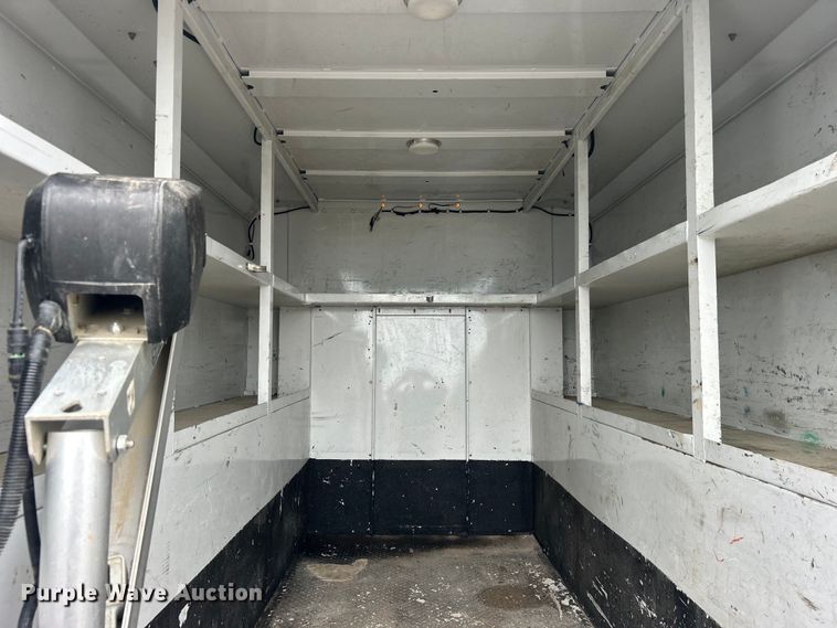 image for item EG1581 2016 Ford E350 Super Duty utility van