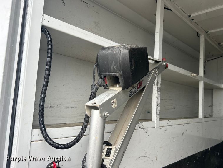 image for item EG1581 2016 Ford E350 Super Duty utility van