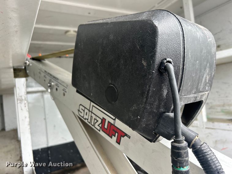 image for item EG1581 2016 Ford E350 Super Duty utility van