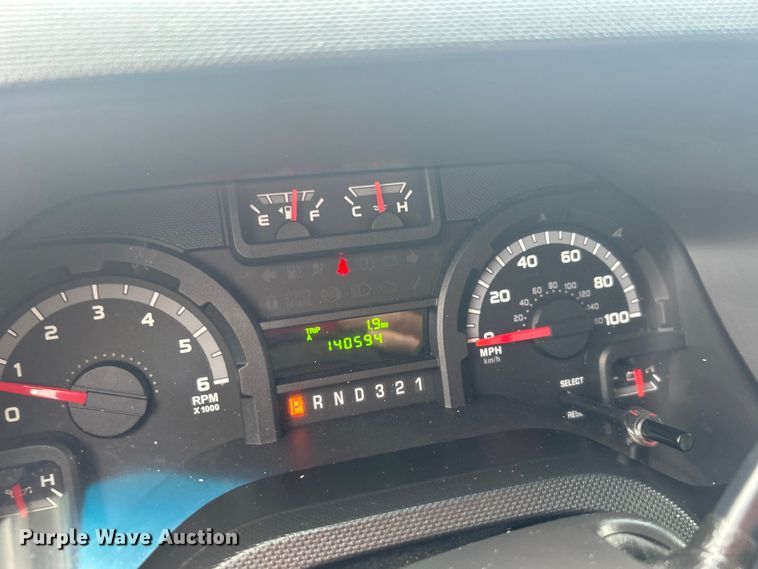 image for item EG1581 2016 Ford E350 Super Duty utility van