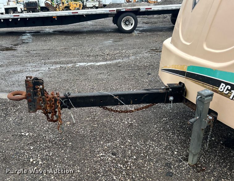 image for item EG1587 2007 Vermeer  BC1000XL wood chipper